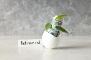 The $900,000 401(k) Decision at 62: Roth Conversion or Wait?